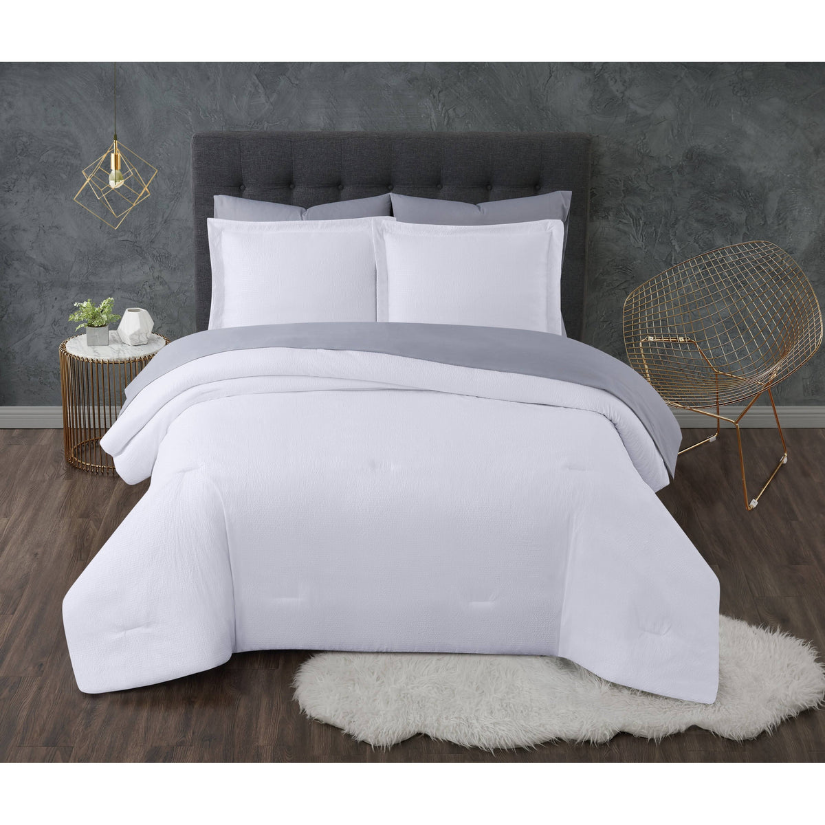 7 Piece Bed in A Bag M453