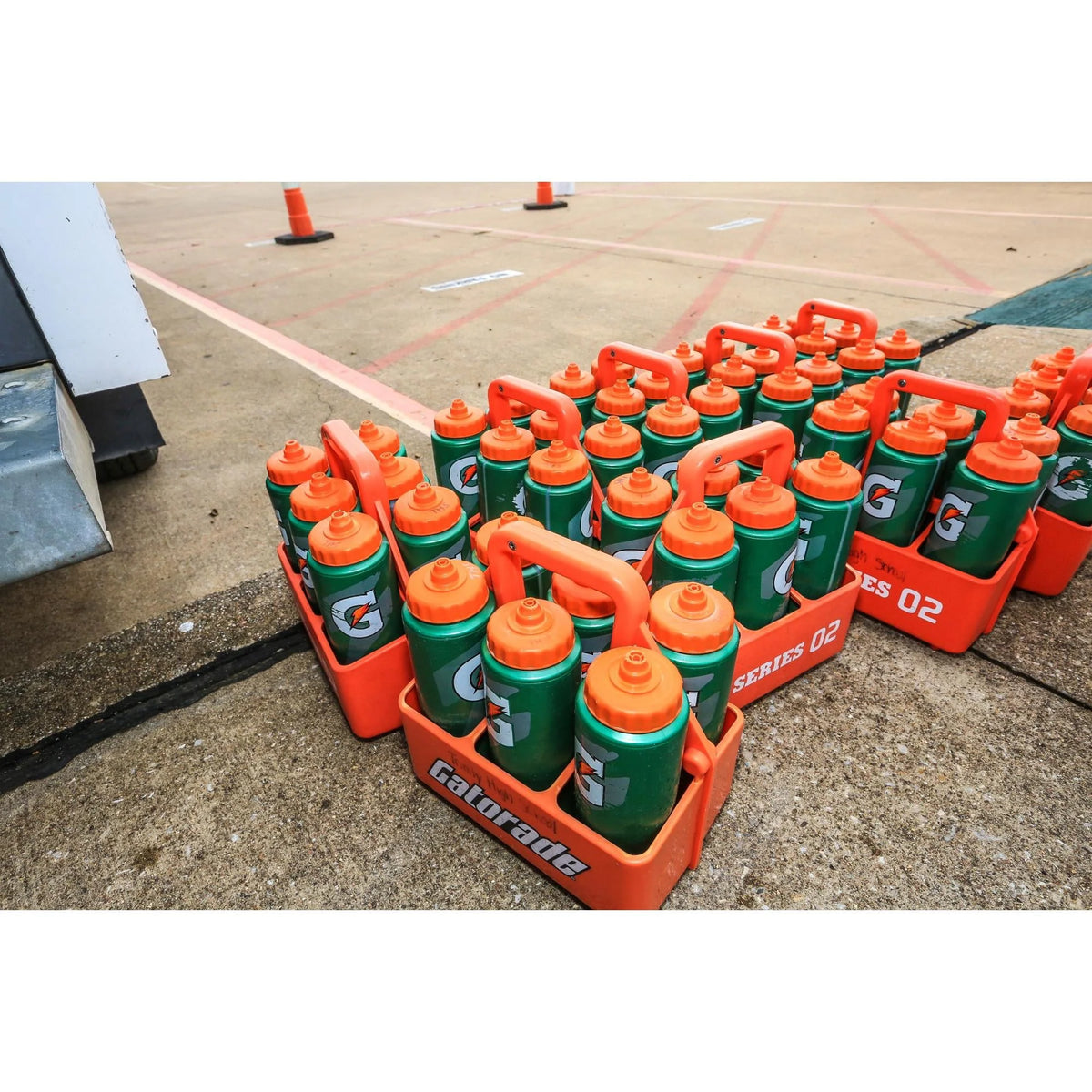 32 oz Squeeze 6 Bottle Carrier K234