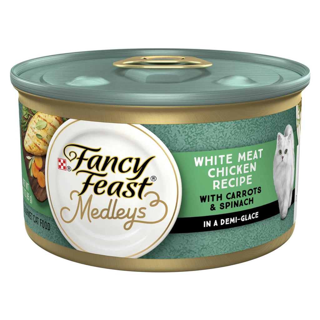 White Meat Chicken Recipe with Garden Veggies in Sauce Canned Cat Food K41969