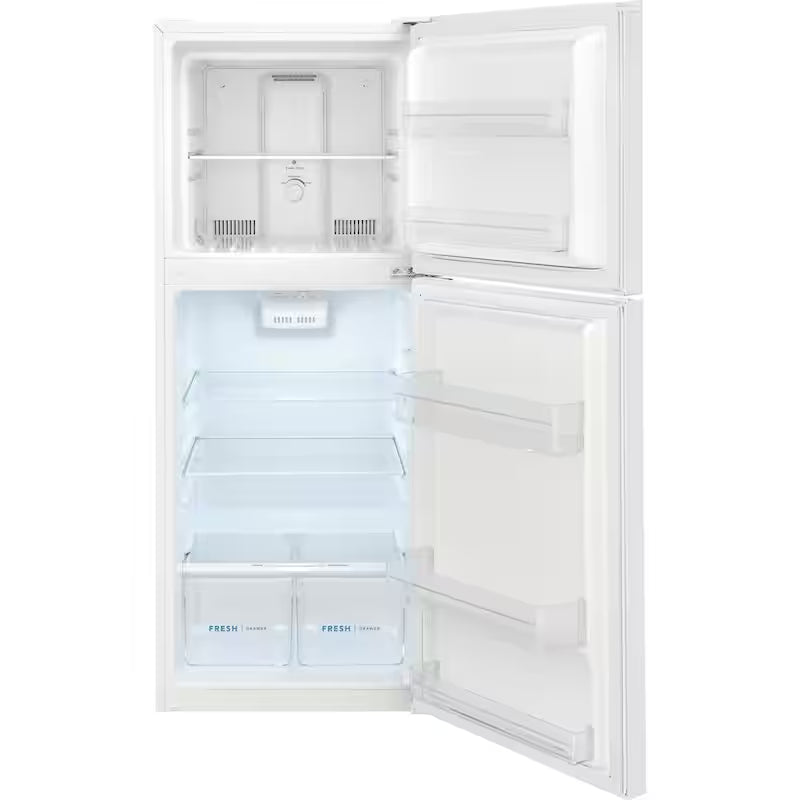 Top Freezer Refrigerator in White O1076