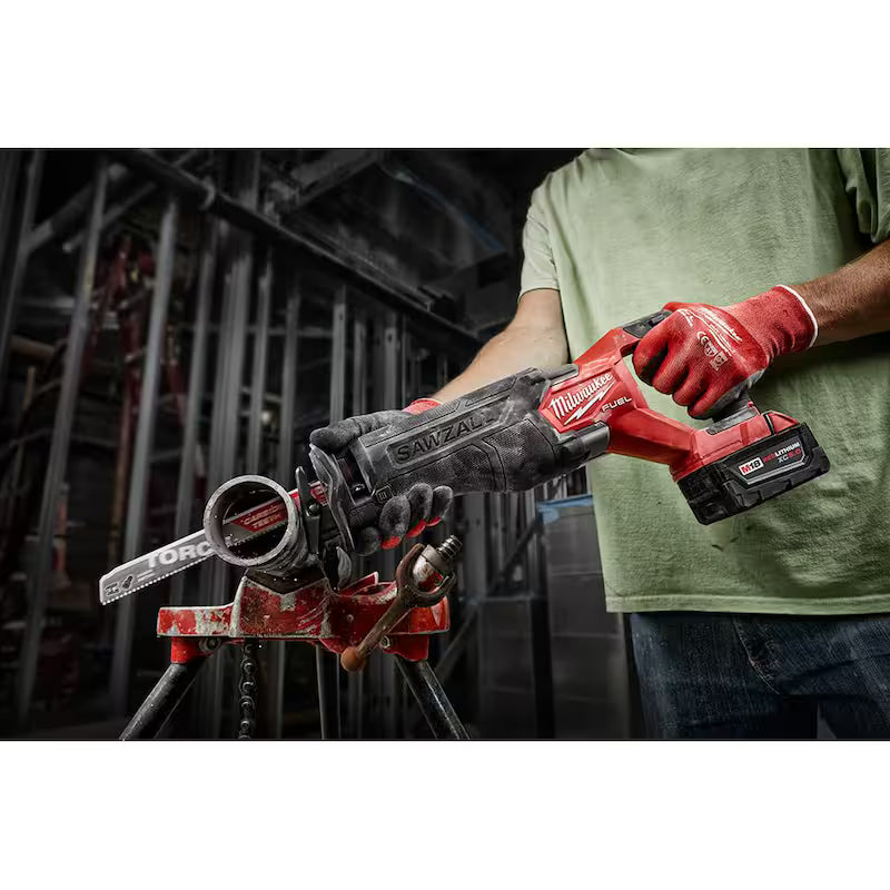 18V Lithium-Ion Brushless Cordless Reciprocating Saw Kit L735920
