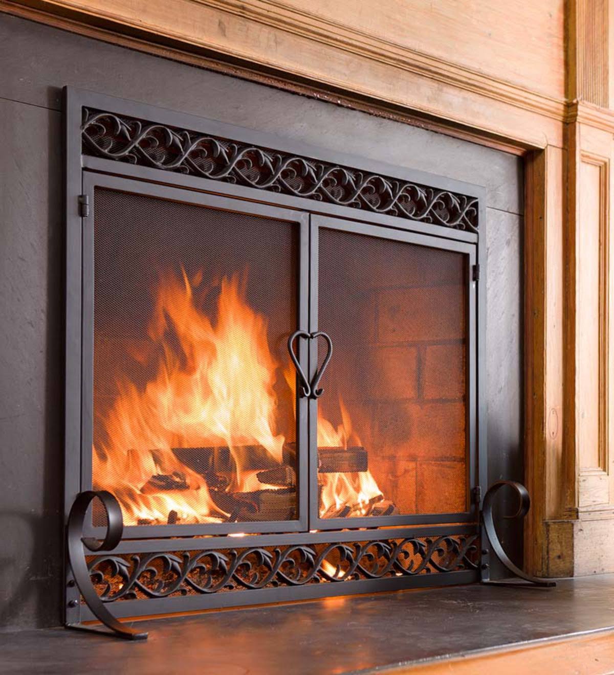 Cast Iron Fireplace Fire Screen with Doors C967