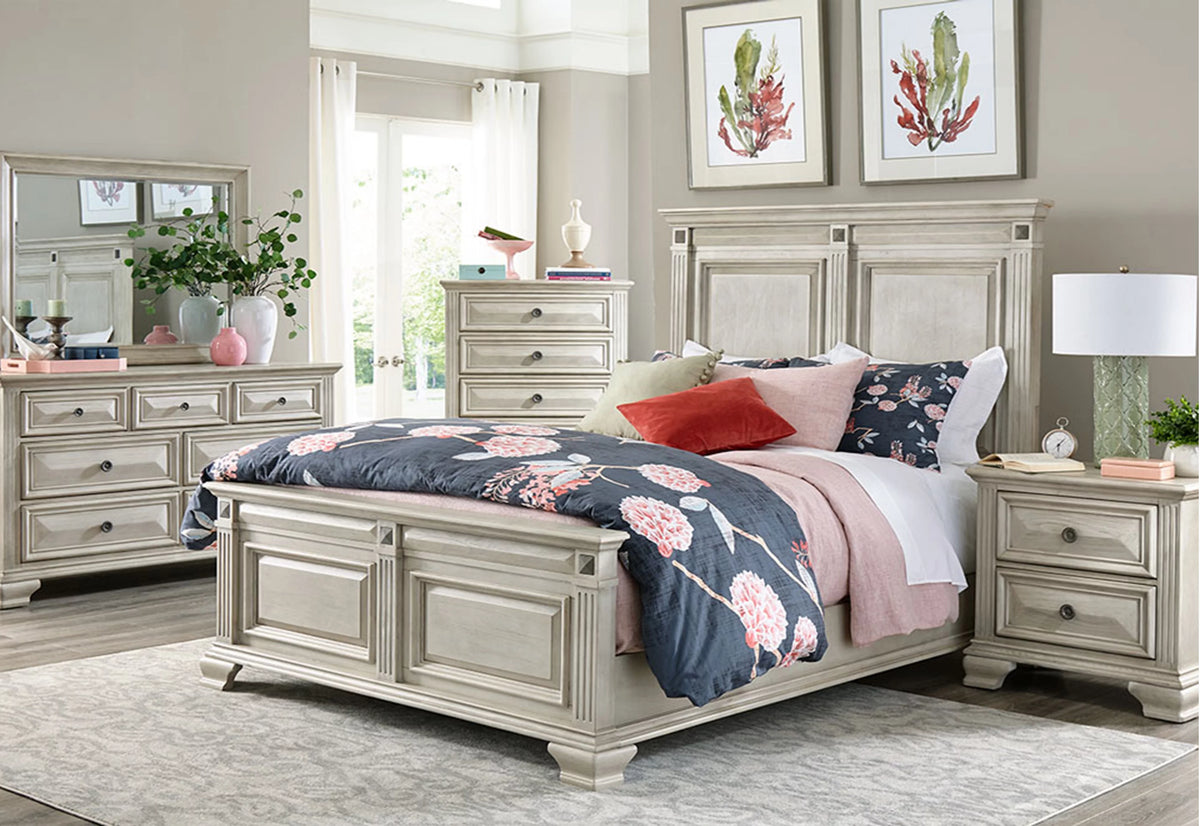 Queen Wood Bedroom Set with Dresser Mirror Nightstand Chest F43124