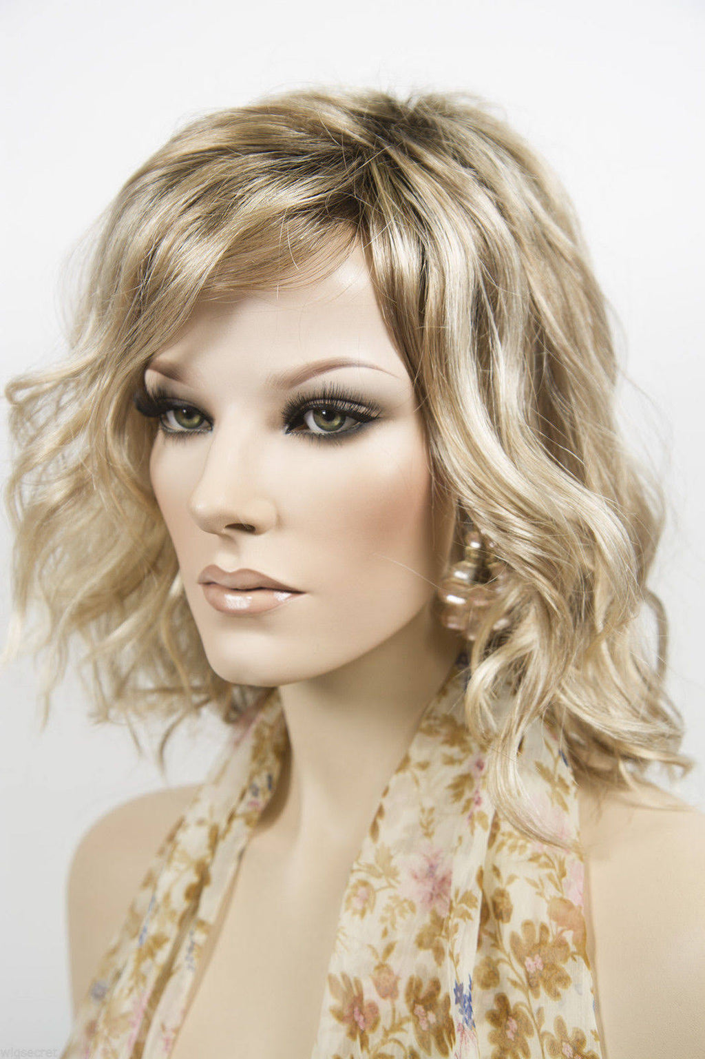 Wavy Blonde Brunette Red Grey Wigs B78967