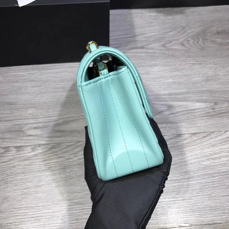 Lambskin Chevron Flap Bag C4322