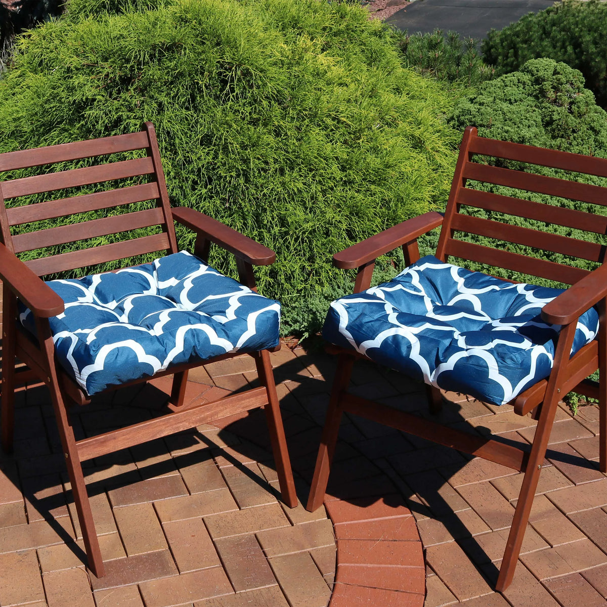 Square Tufted Patio Chair Seat and Back Cushions - 20" - Navy Blue and White - 2pk G563580