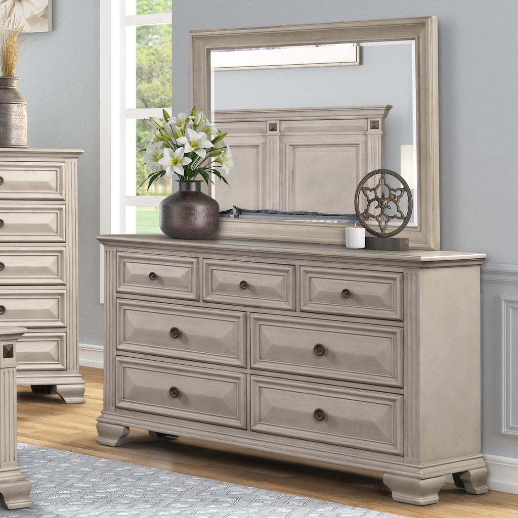 Queen Wood Bedroom Set with Dresser Mirror Nightstand Chest F43124